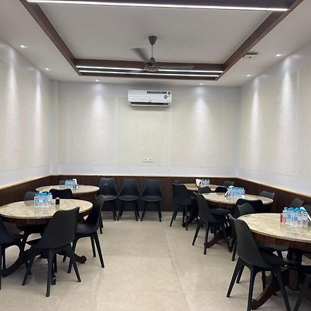 Hotel Lotus Inn Sirsa Exterior photo